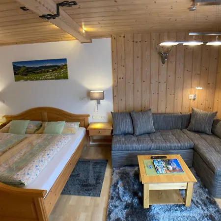 Gaestehaus Amort Guest house *